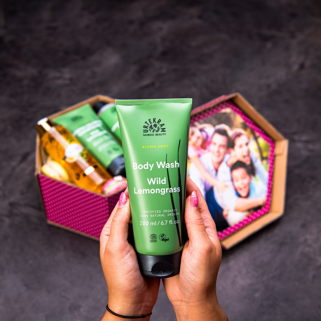 Hexagon plný kvalitní kosmetiky Lemon Grass - Fialový