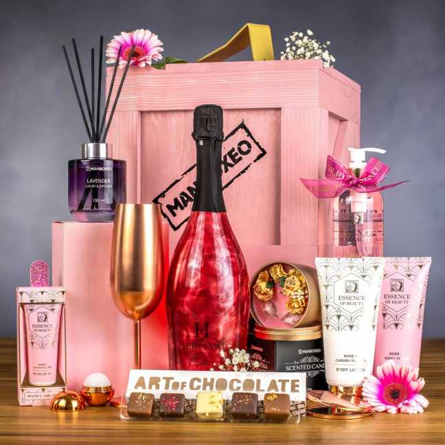 Manboxeo az istennőért - rozéarany