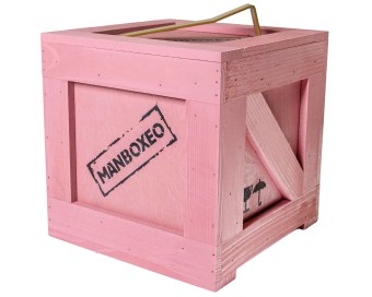 Rózsaszín ládák feszítővassal